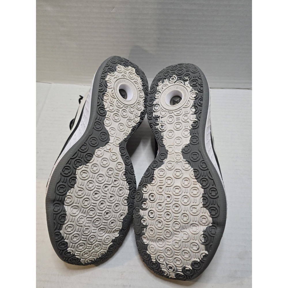 Paul George Nike Basketball Shoes - Picture 8 of 8